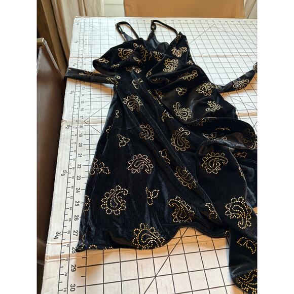 NWT TulaRosa REVOLVE Black Velvet Emily‎ Wrap Dress Gold Paisley Studs XXS - Picture 12 of 15